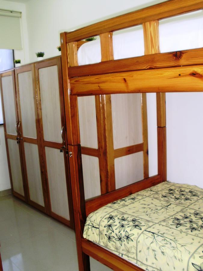 Hostal Rio Comprido *
